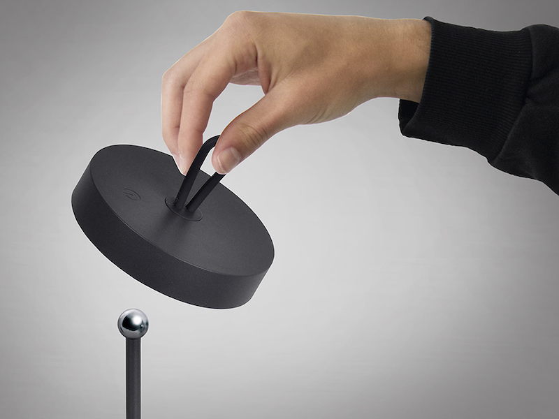 Gong Black LED Rechargeable Table Lamp Gong Black LED Rechargeable Table Lamp - Image 4